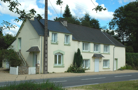 Maison en St-Servais Maison en St-Servais