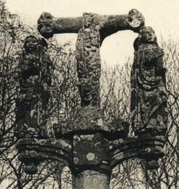 ancienne statuaire côté ouest