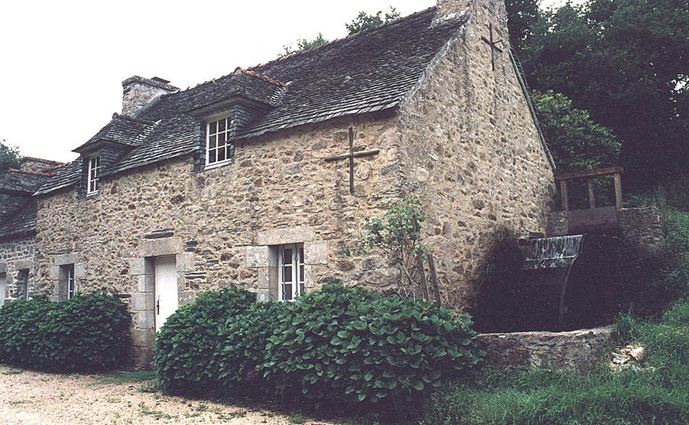 Moulin Barzhig le 27/7/2004 - Photo A. Croguennec moulin Barzhig