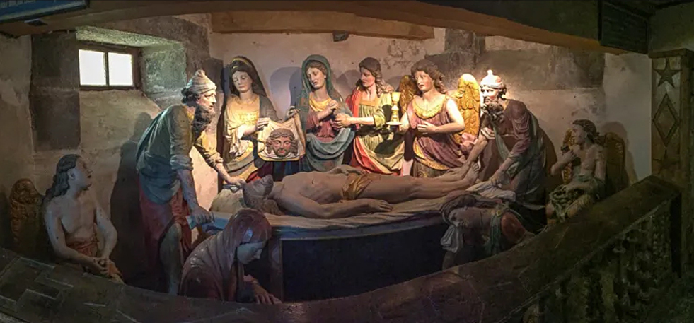 Mise au tombeau à St-Thégonnec
