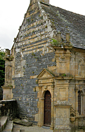 L'ossuaire, pignon sud