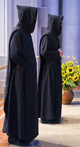 Saint habit bénédictin