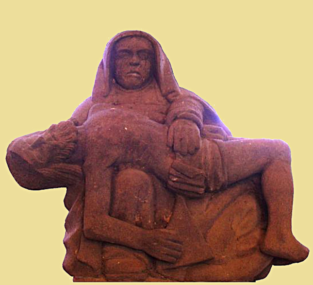 Pieta dans l'ossuaire - photo Pascale Roze