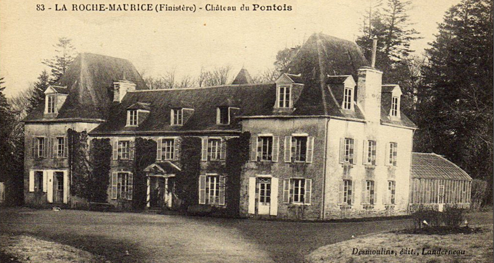 Le Pontois à La Roche-Maurice - façade avant et côté est avec la serre