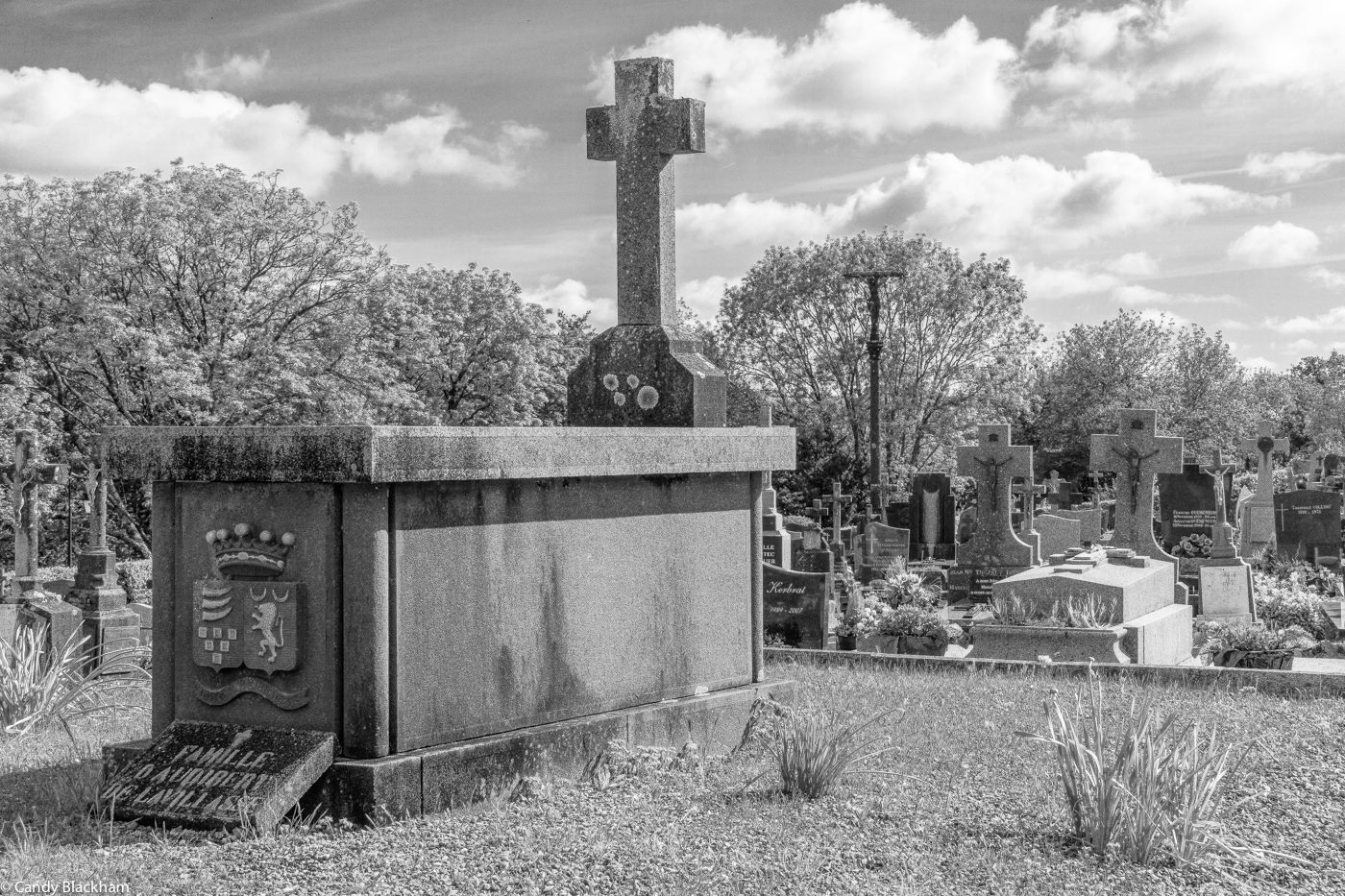 Tombe d'Audibert de Lavillasse à La Roche - Photo. Candy Blackman London Traveller 2018